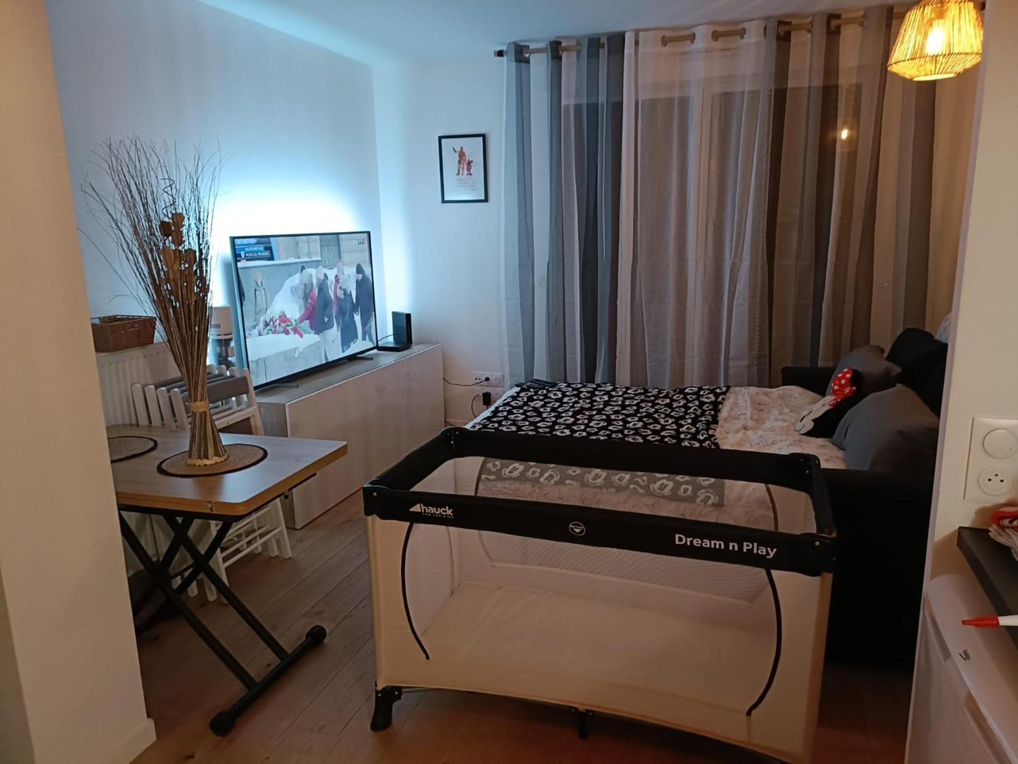 Disney - Paris 5 Min De Disney - Pk Prive Gratuit - 4 Personnes - Terrasse Jardin Chessy  Buitenkant foto