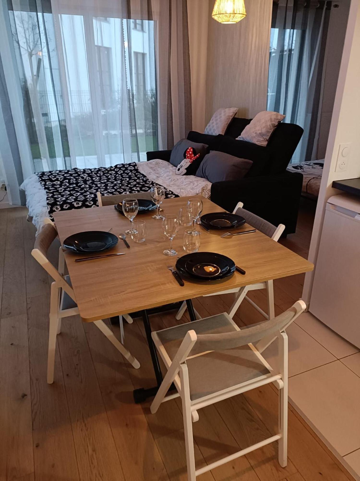 Disney - Paris 5 Min De Disney - Pk Prive Gratuit - 4 Personnes - Terrasse Jardin Chessy  Buitenkant foto