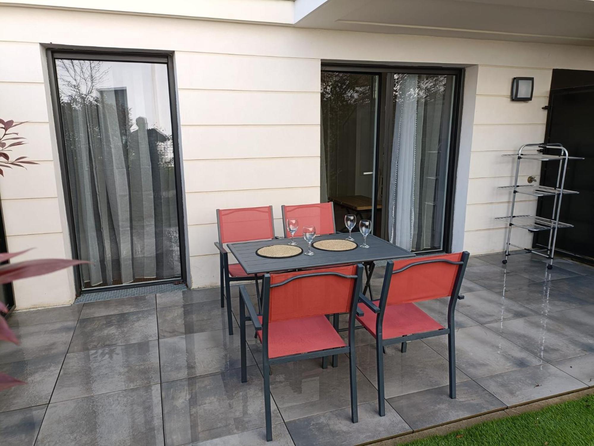 Disney - Paris 5 Min De Disney - Pk Prive Gratuit - 4 Personnes - Terrasse Jardin Chessy  Buitenkant foto